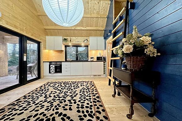 Hideaway Retreat Lodge