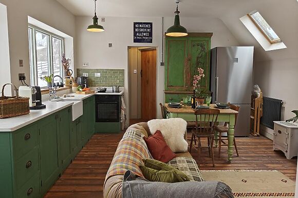 The Old Garage Picklescott