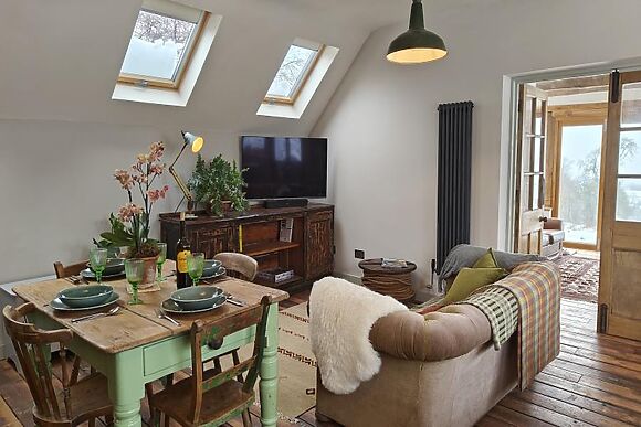 The Old Garage Picklescott