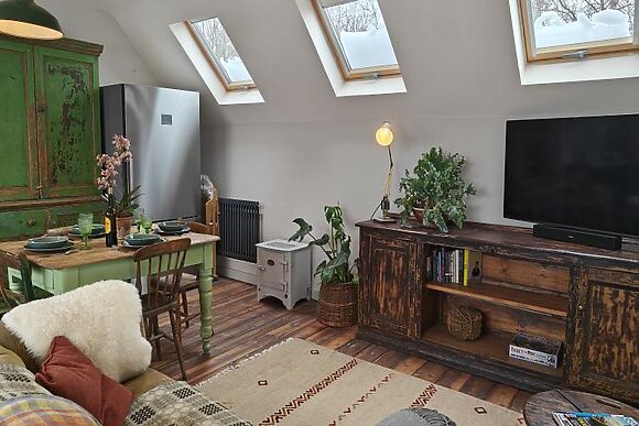 The Old Garage Picklescott