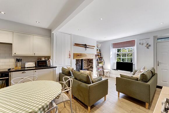 Apple Tree Cottage