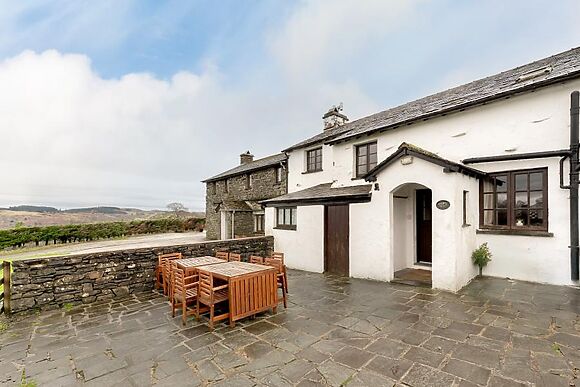 The Farmhouse At Thompson Ground