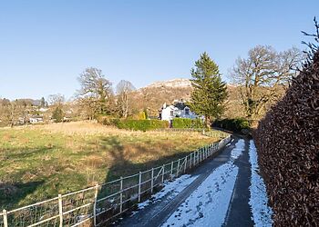 1 Borrans Park House