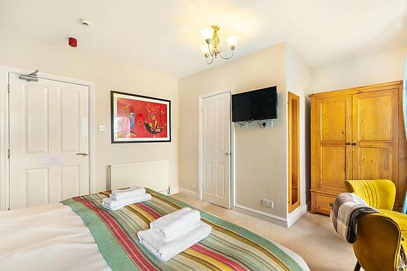 114 Craig Walk