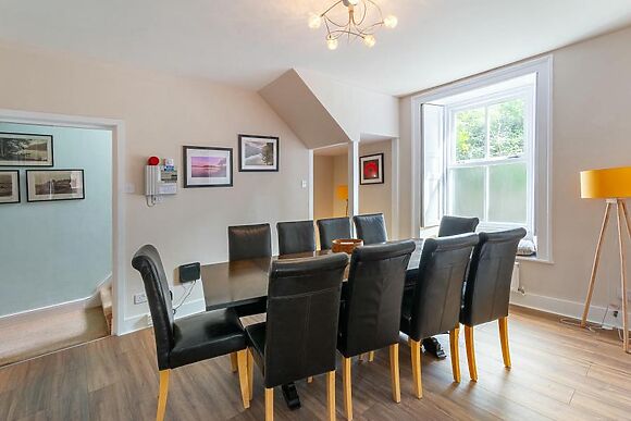 114 Craig Walk