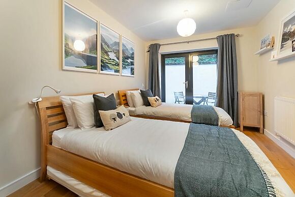 9 Blue Hill Park