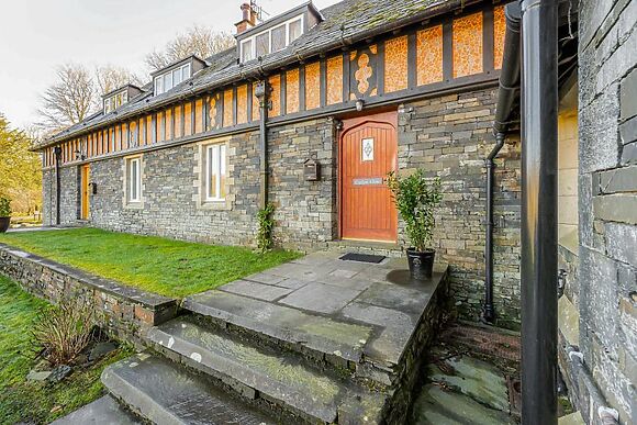 Curlew Close Cottage