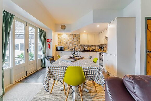 Curlew Close Cottage