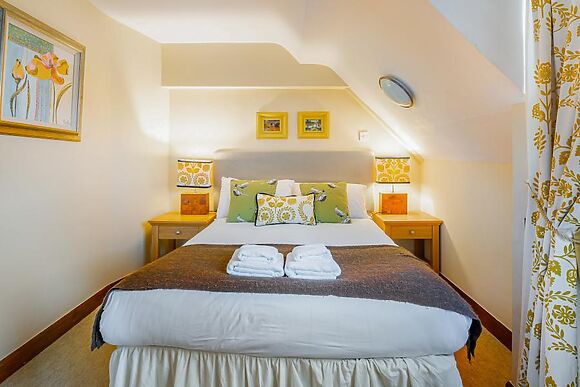 Curlew Close Cottage