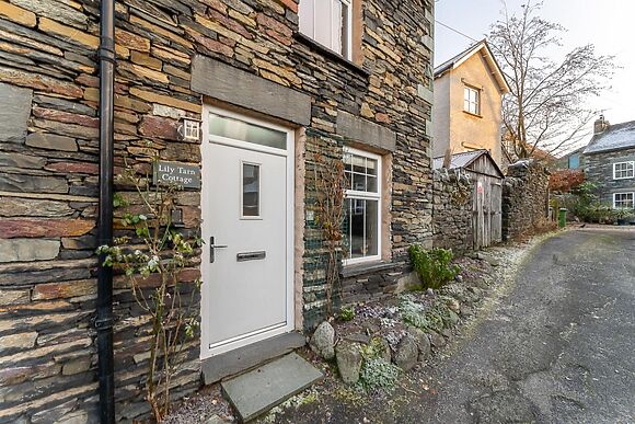 Lily Tarn Cottage