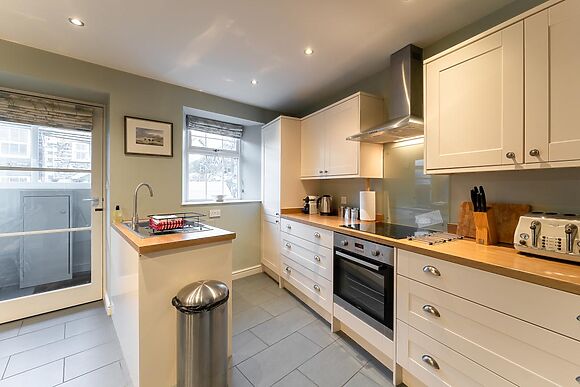 Lily Tarn Cottage