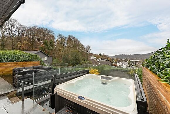 Howe Top