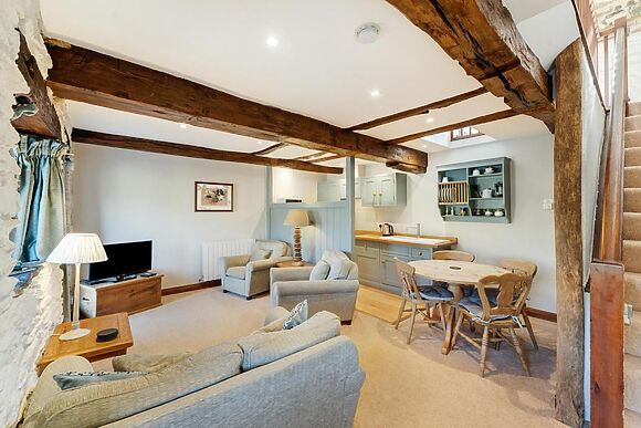 Middle Grove Cottage