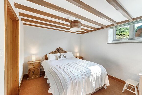 Corner Grove Cottage