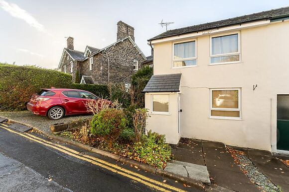 Sunny Cottage