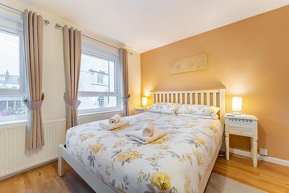 Sunny Cottage