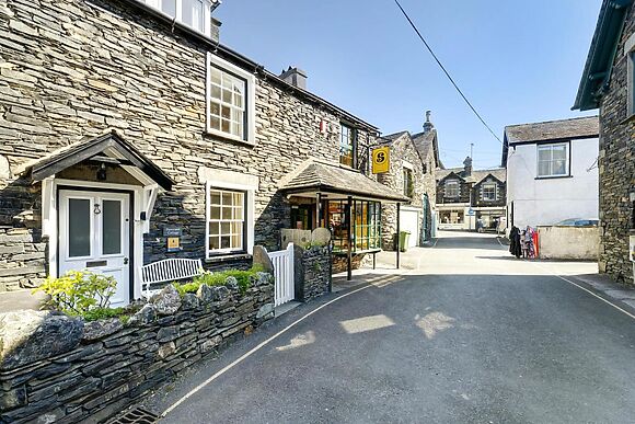 Pavement Cottage