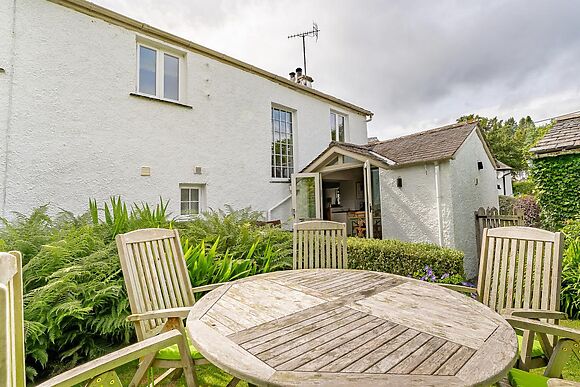 Peacock Cottage