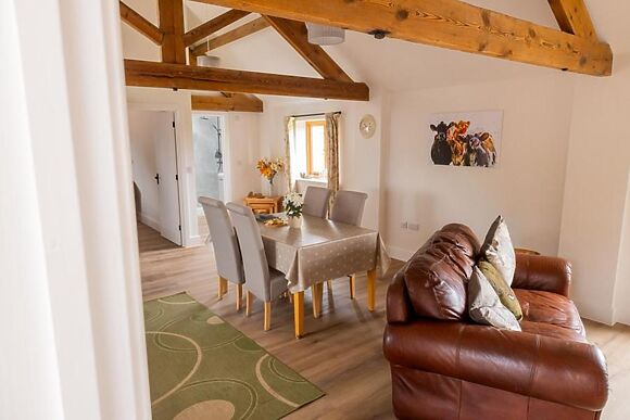 Oak Barn Pinfold Barn