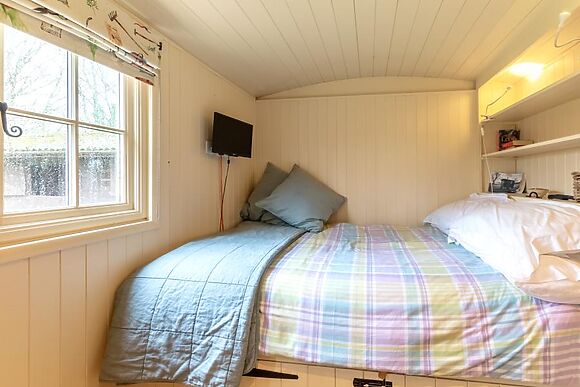 Spring House Shepherds Hut