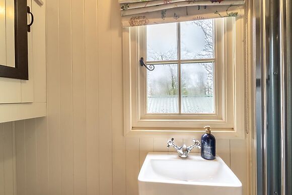 Spring House Shepherds Hut