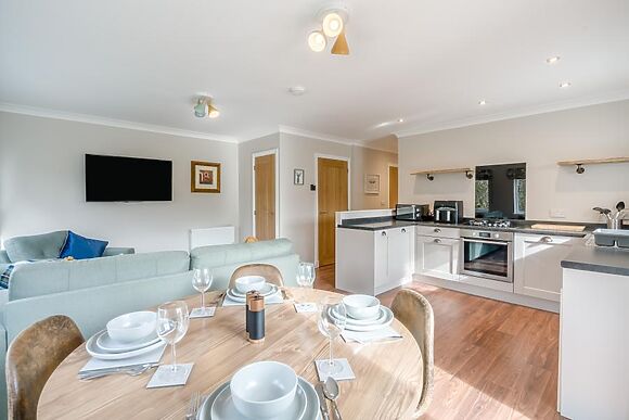 Waters Edge Hideaway Ochiltree