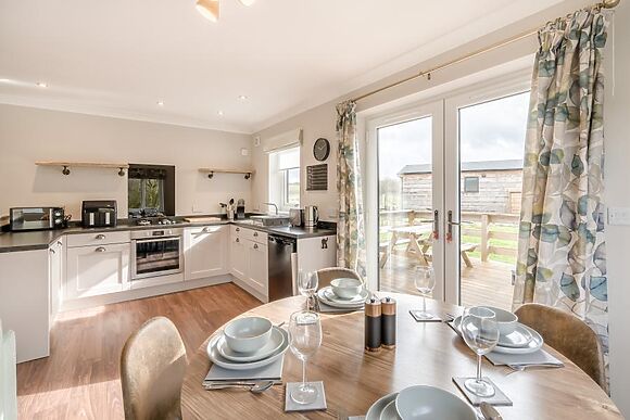 Waters Edge Hideaway Ochiltree