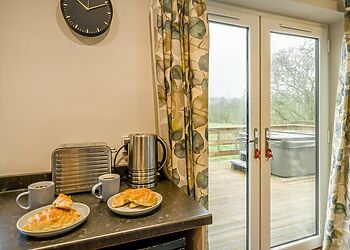 Waters Edge Retreat Ochiltree