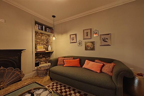 Bookend Cottage