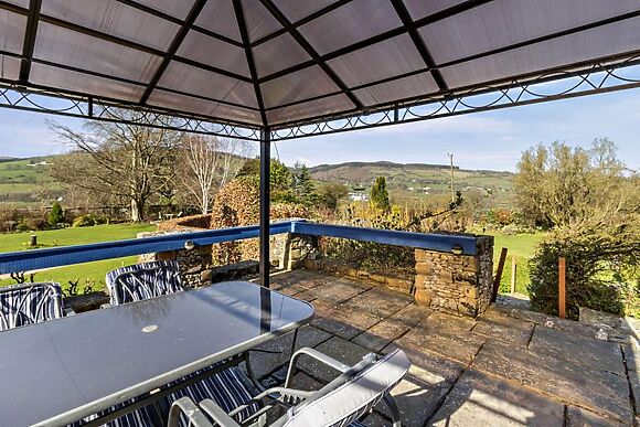 Pentre Cerrig Country House