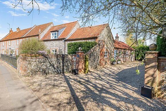 Tobs Village Cottage