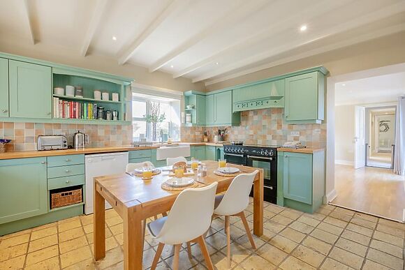 Tobs Village Cottage