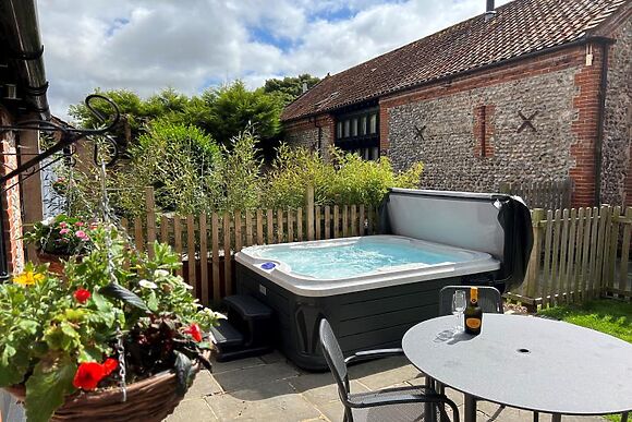 Hawthorne and Rainbow Cottage