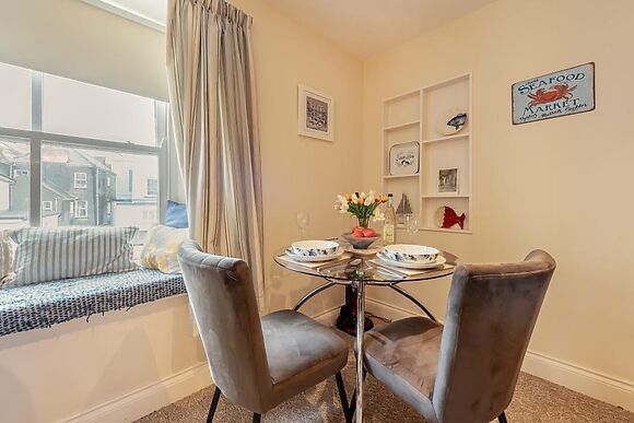 Tenby Town Hideaway