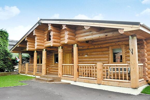 Fir Tree Lodge