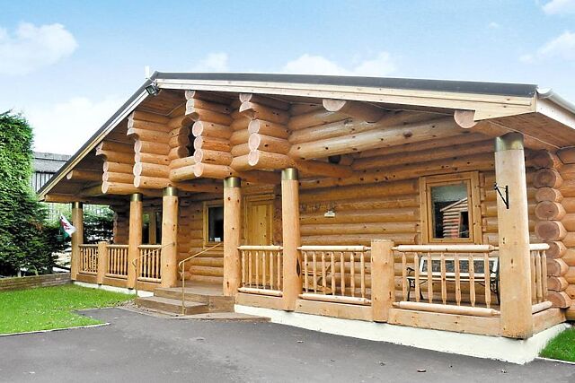 Fir Tree Lodge