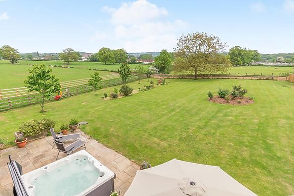 Ford Barn Farm Lodge