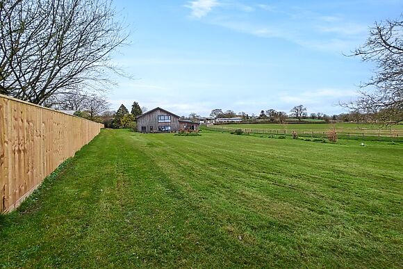 Ford Barn Farm Lodge
