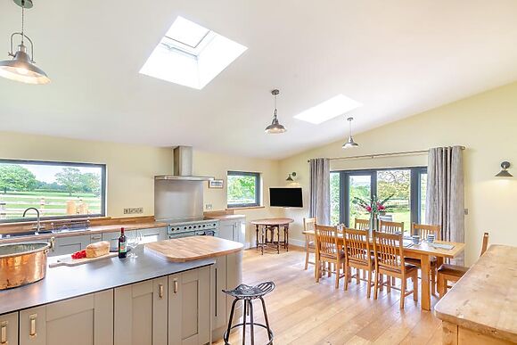 Ford Barn Farm Lodge