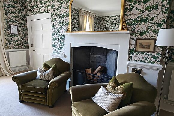 Country Park Manor House