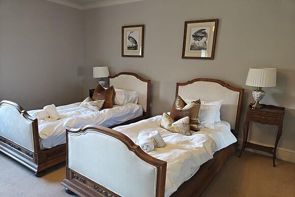 Country Park Manor House