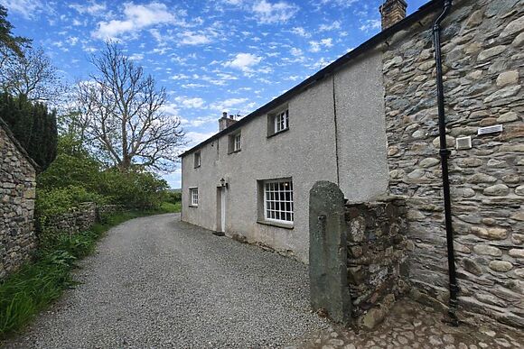 Mireside Farmhouse