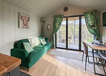 Nuthatch Cabin