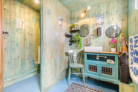Haven Shepherds Hut