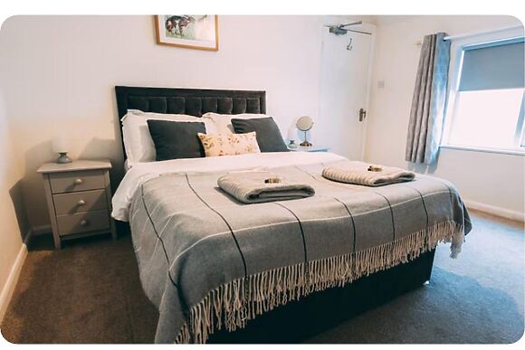 The Glen Apartment