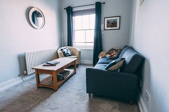 The Glen Apartment
