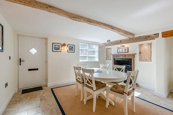 Corner Cottage