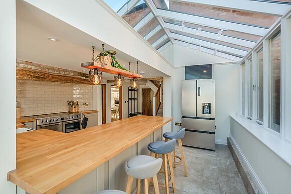 Corner Cottage