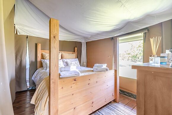 Pondside Meadow Retreat