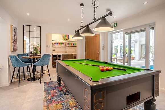 The Pool And Play Luxury Hideaway